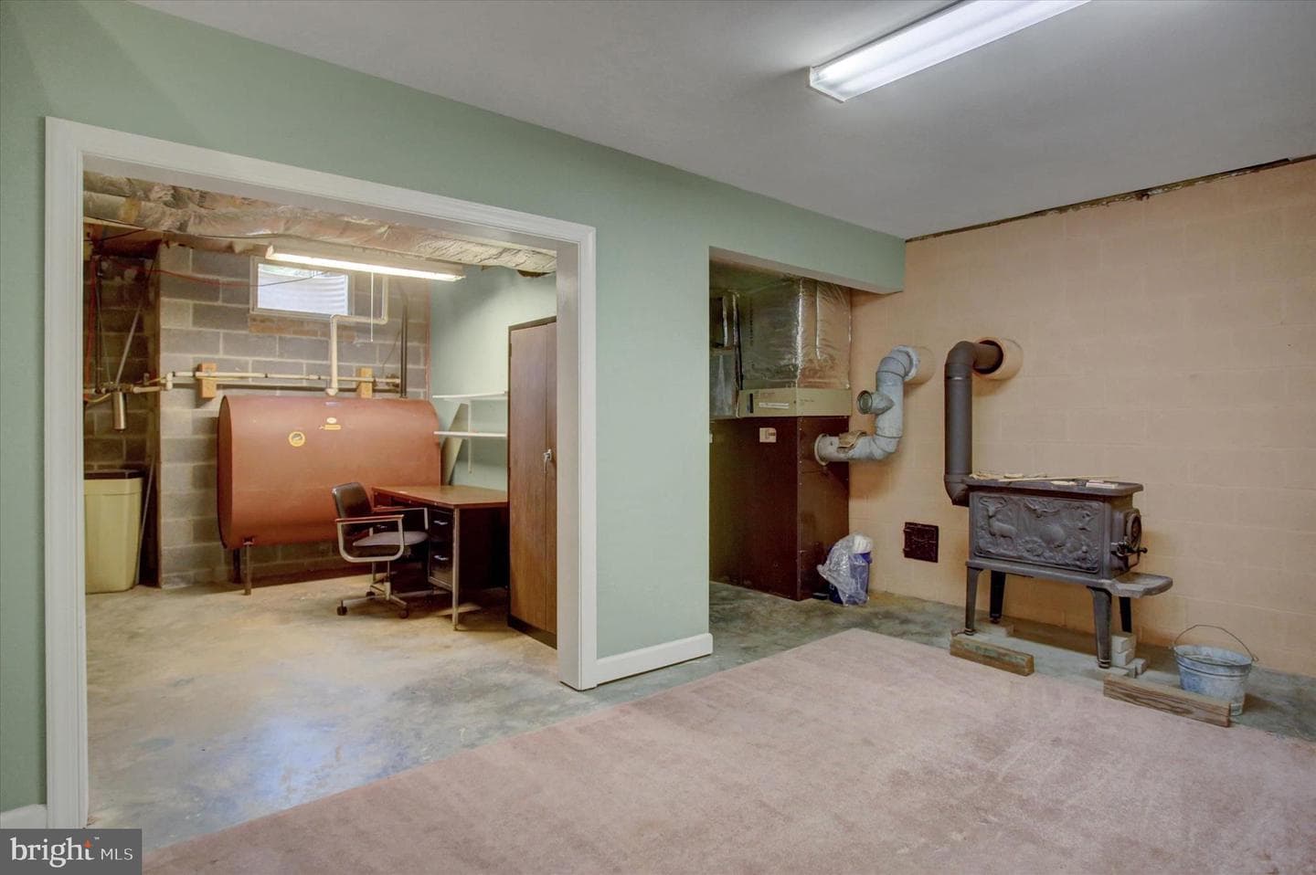 8001 Mapleville Road photo 58