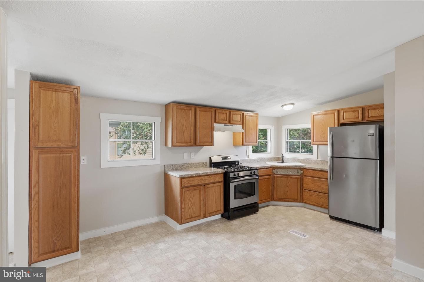 12021 Heather Drive photo 12