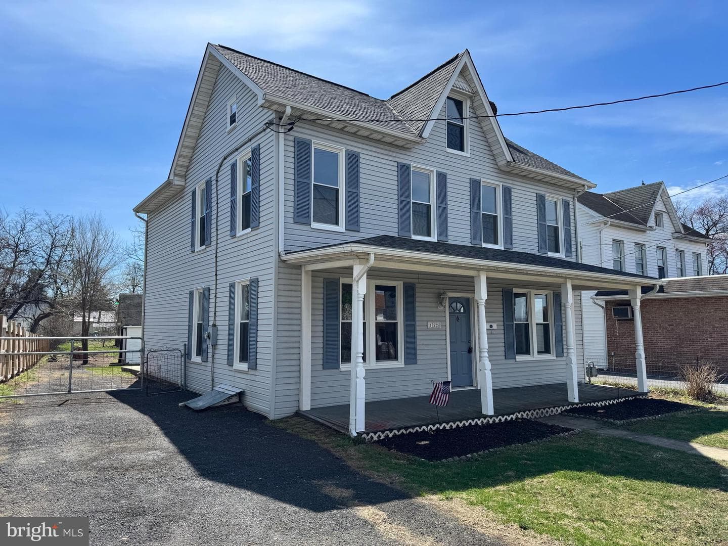 17525 Virginia Avenue photo 2