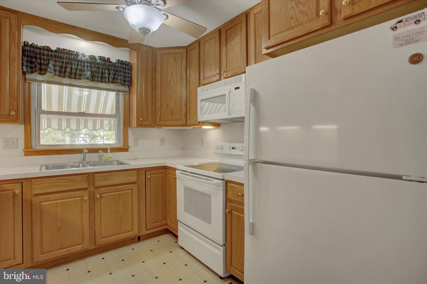 18514 Indian Cottage Road photo 27