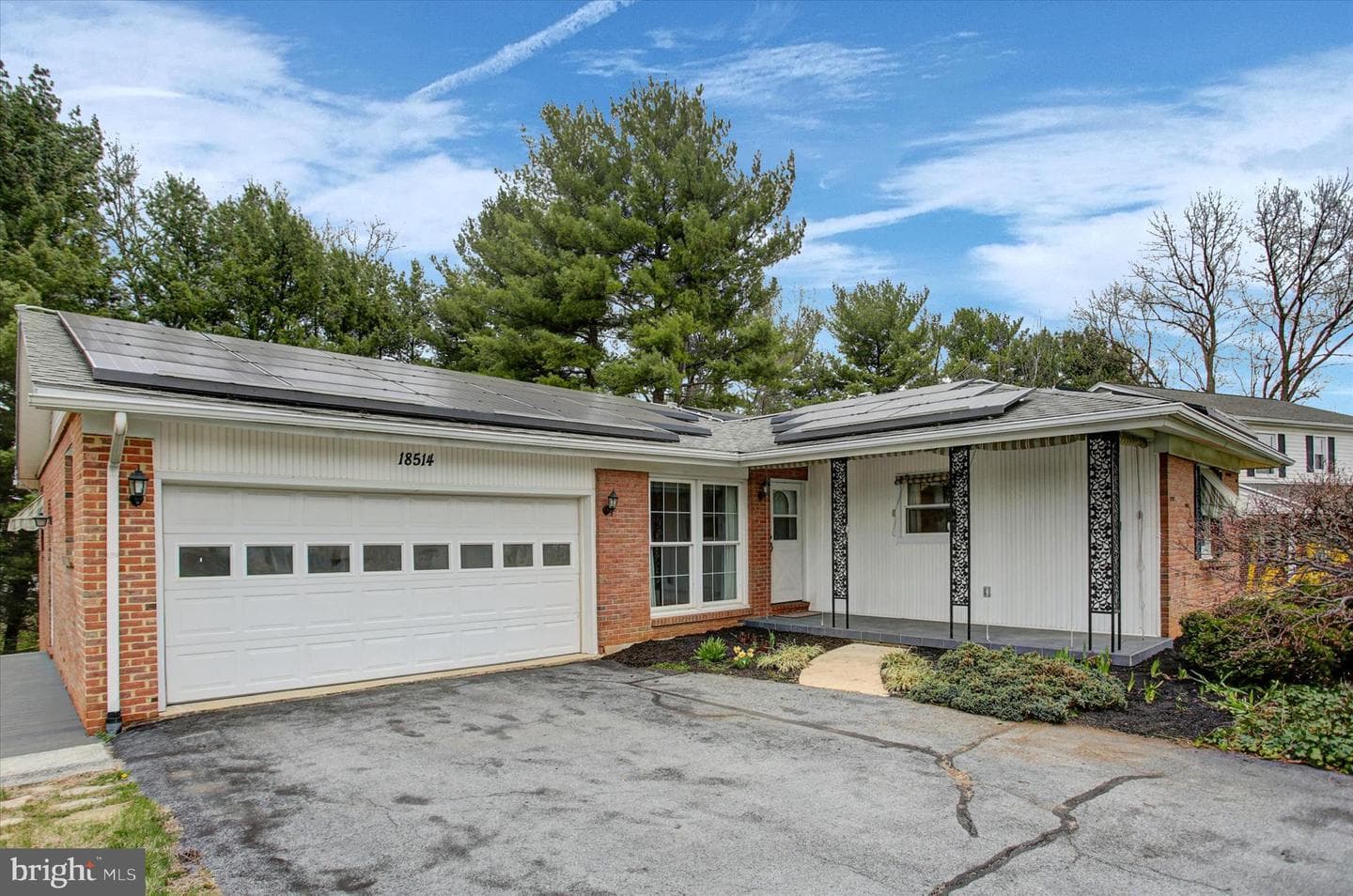 18514 Indian Cottage Road photo 4