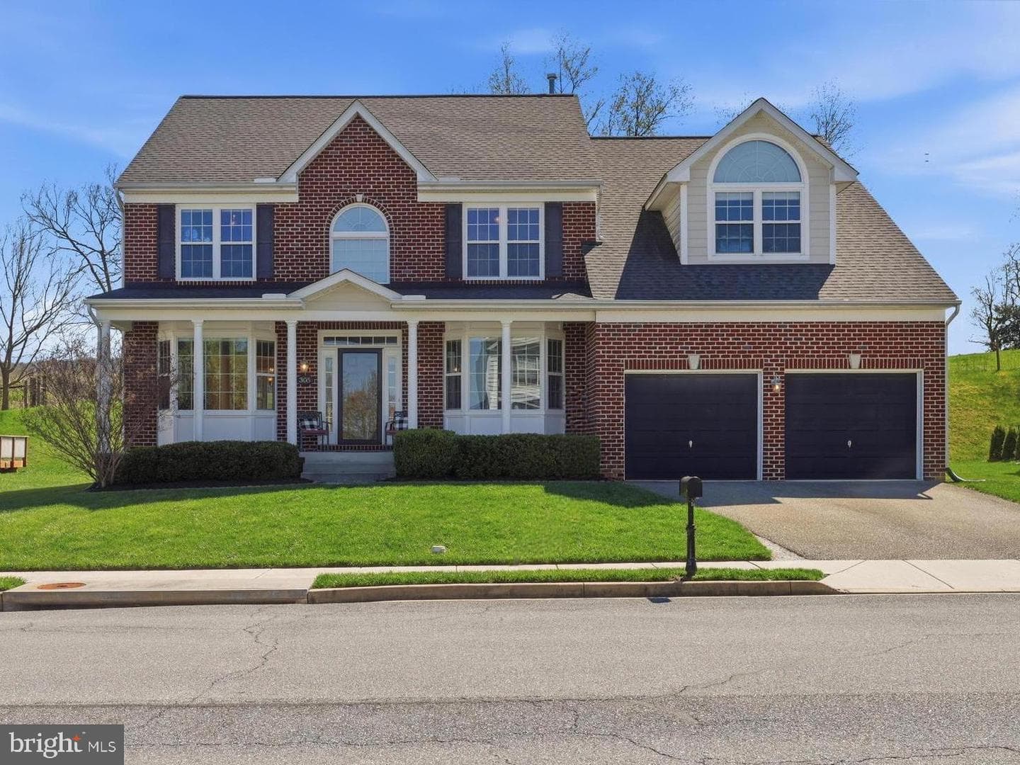 305 Tiger Way photo 1