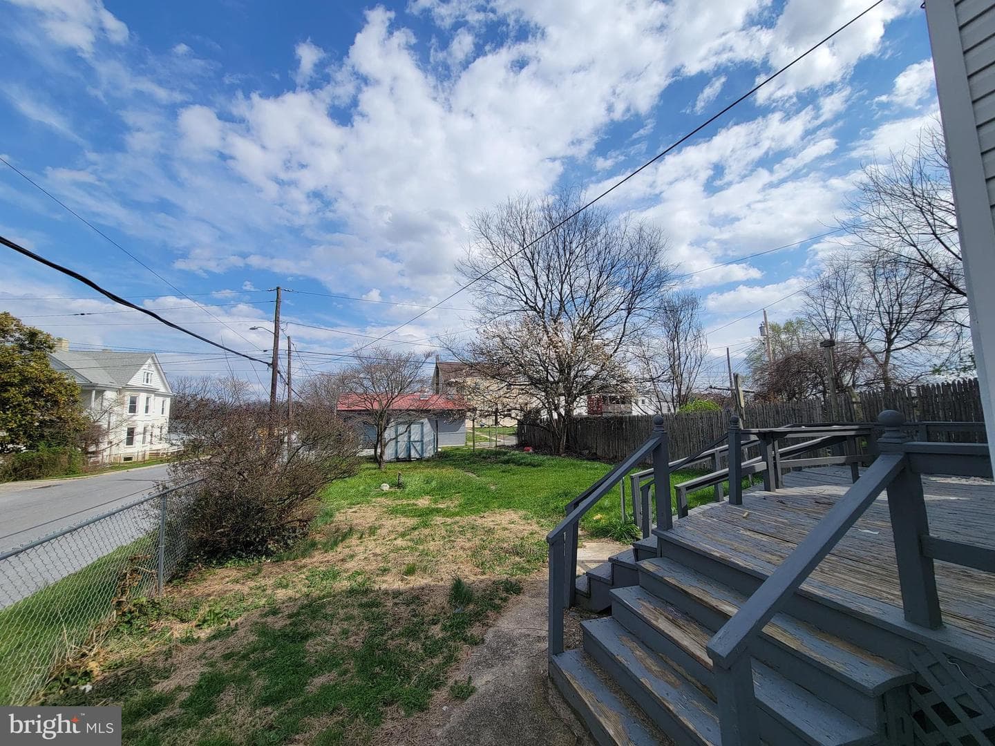 400 Ridge Avenue photo 3