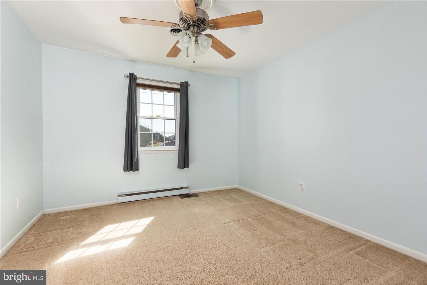 22120 Holiday Drive photo 16