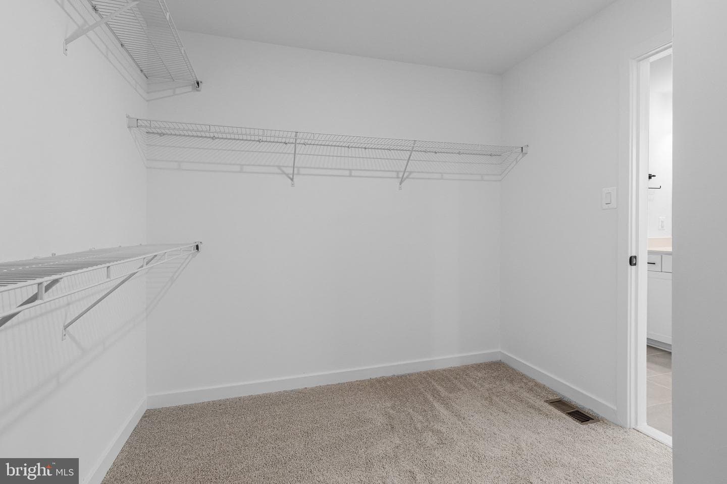 10110 Wilkes Drive photo 48