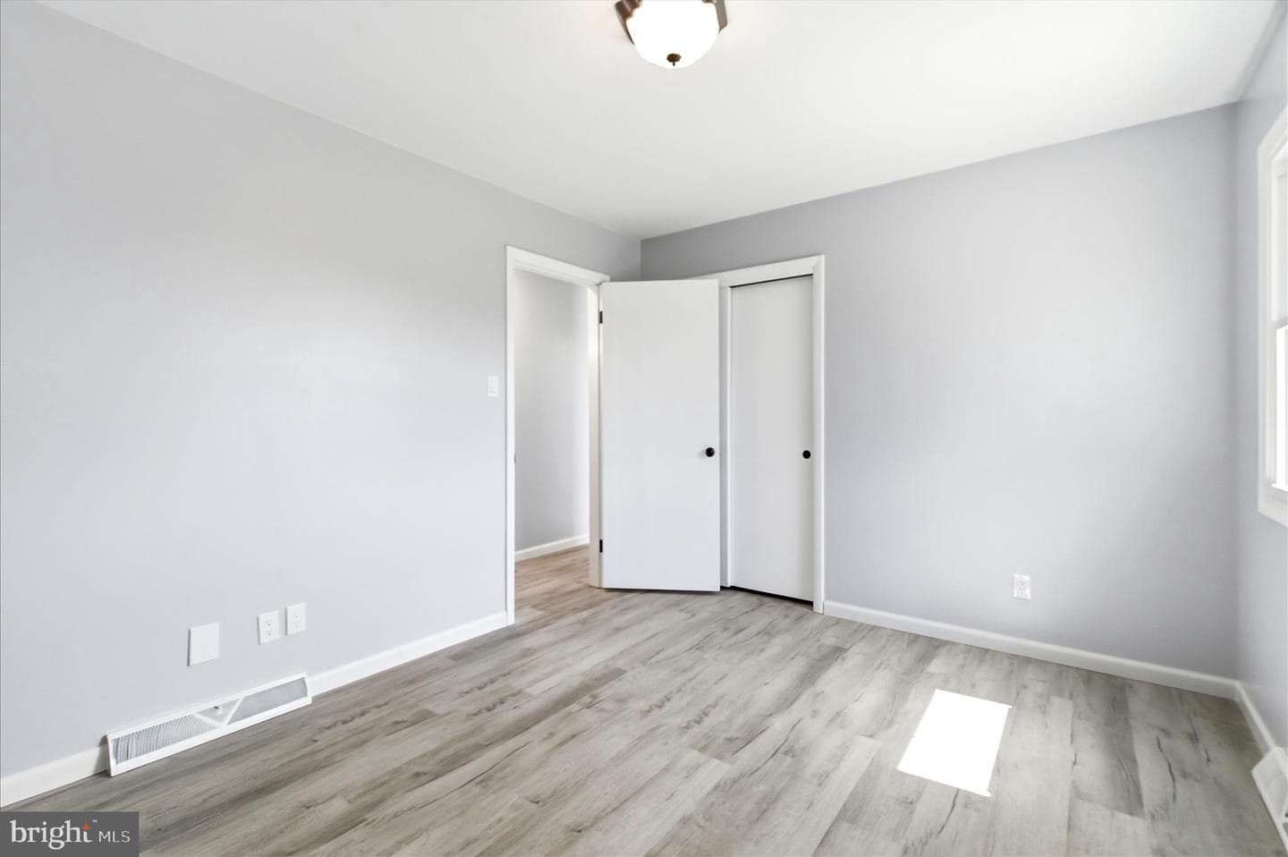 200 Rock Willow Avenue photo 21