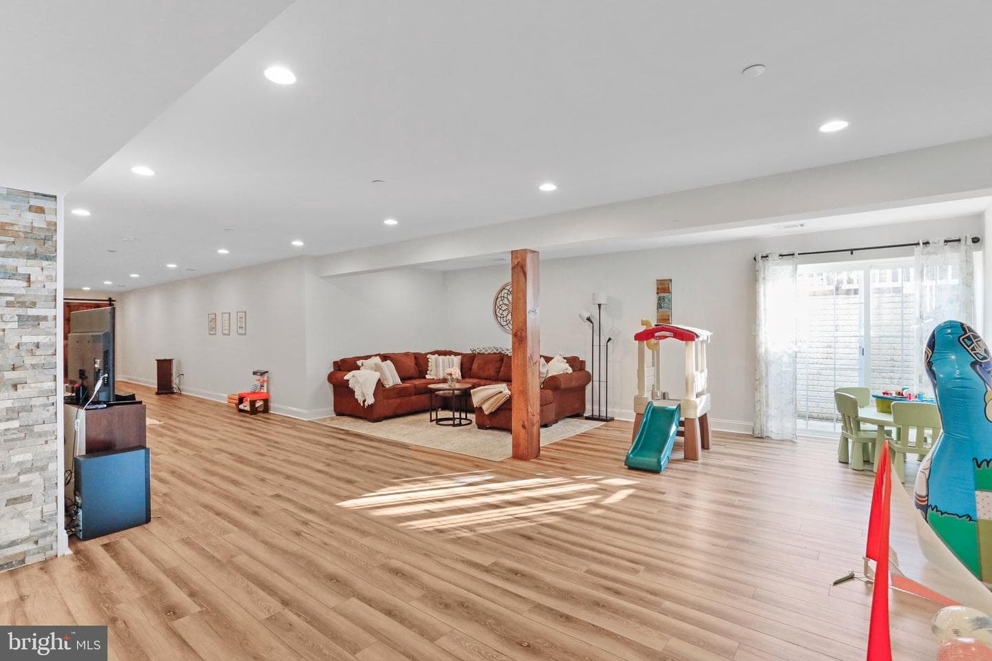 19115 Red Maple Drive photo 37