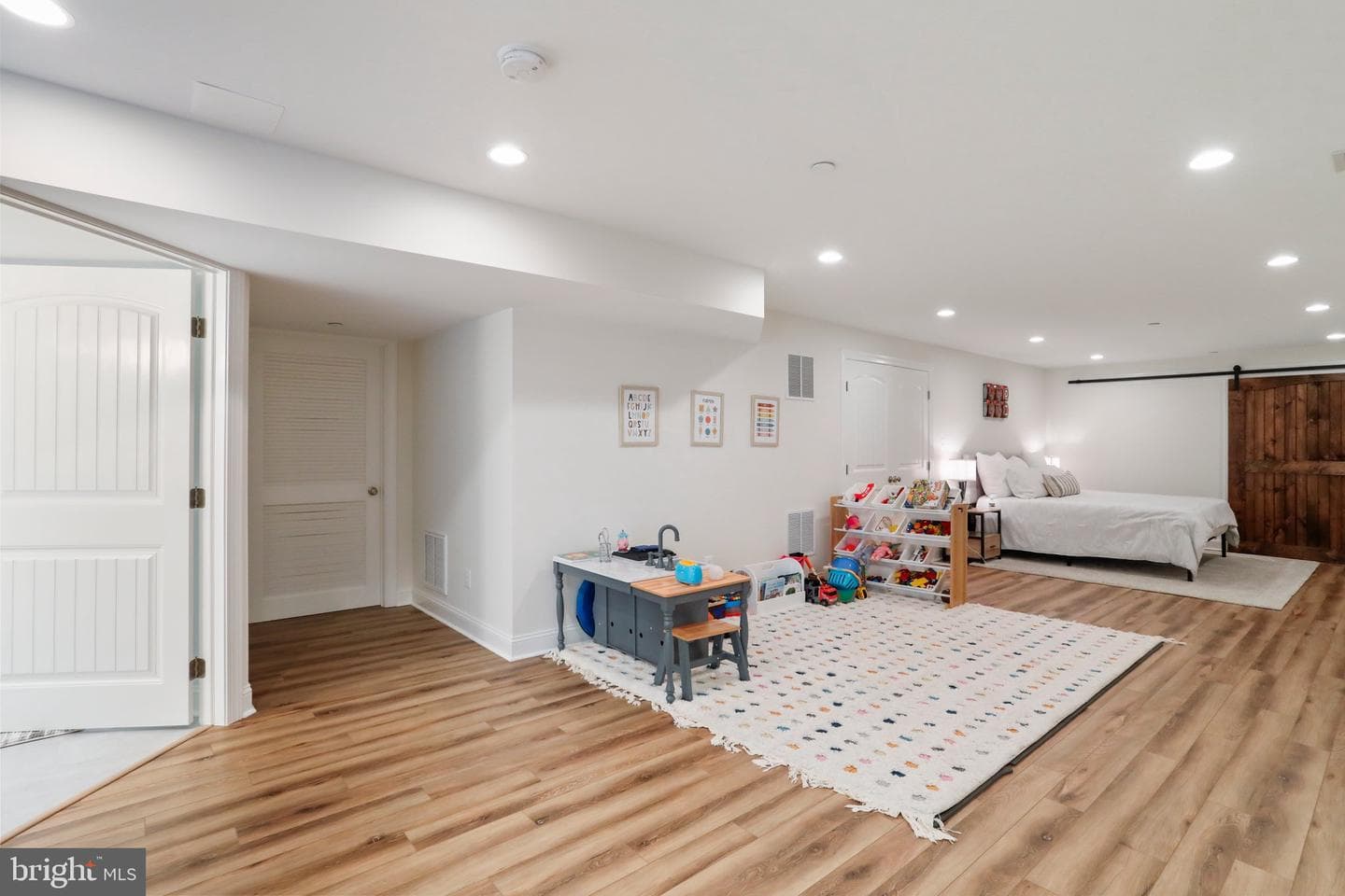 19115 Red Maple Drive photo 41
