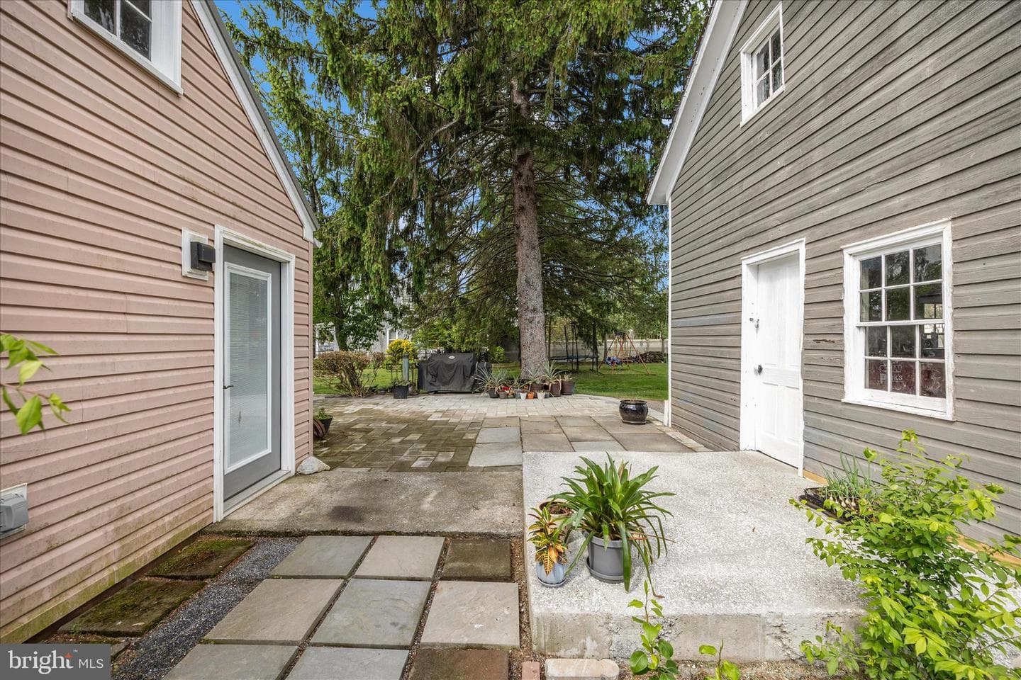 133 E Main Street photo 42