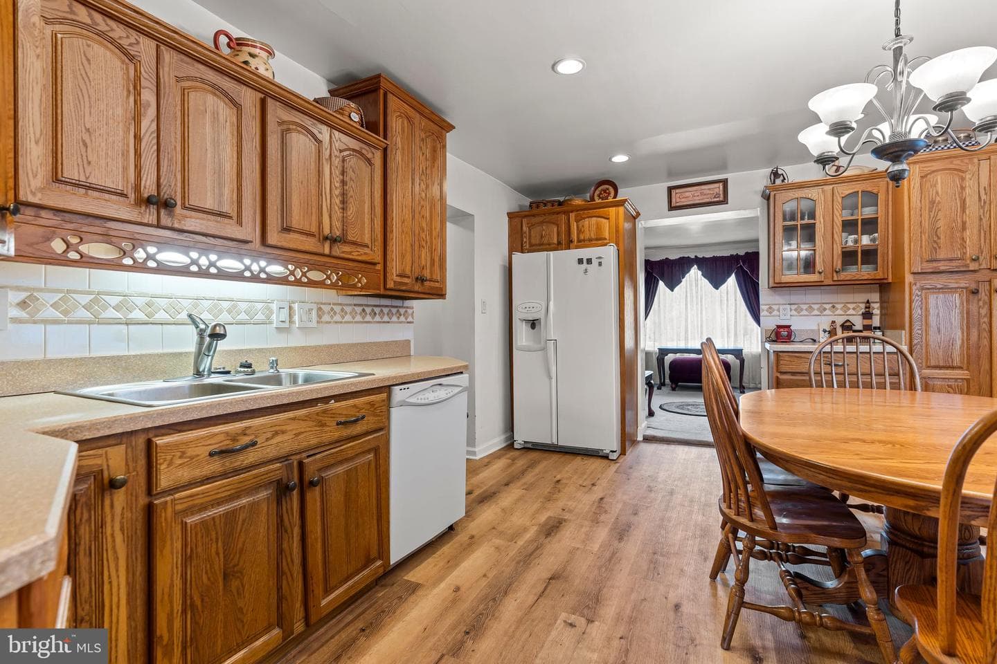 425 S Artizan Street photo 10