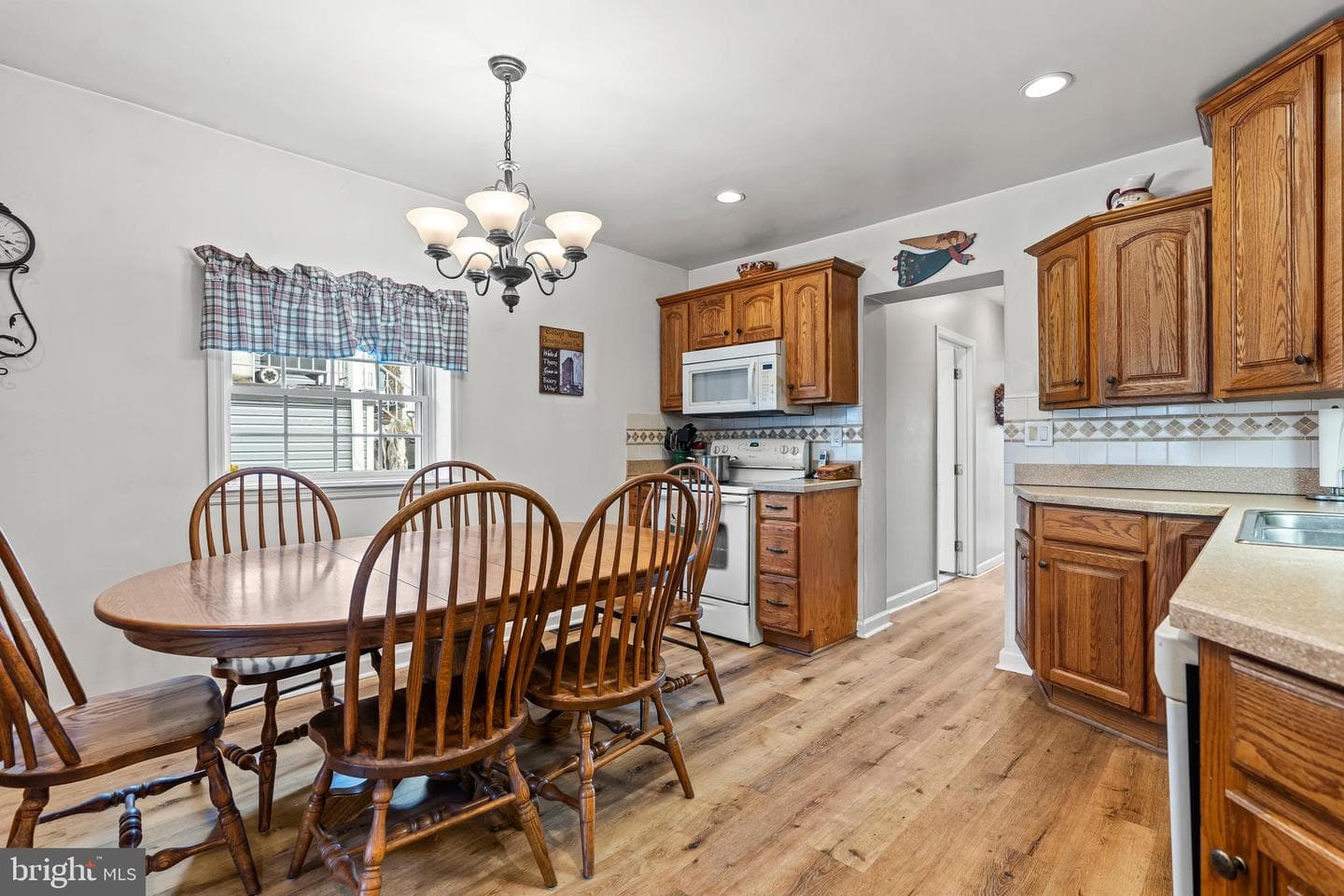 425 S Artizan Street photo 11