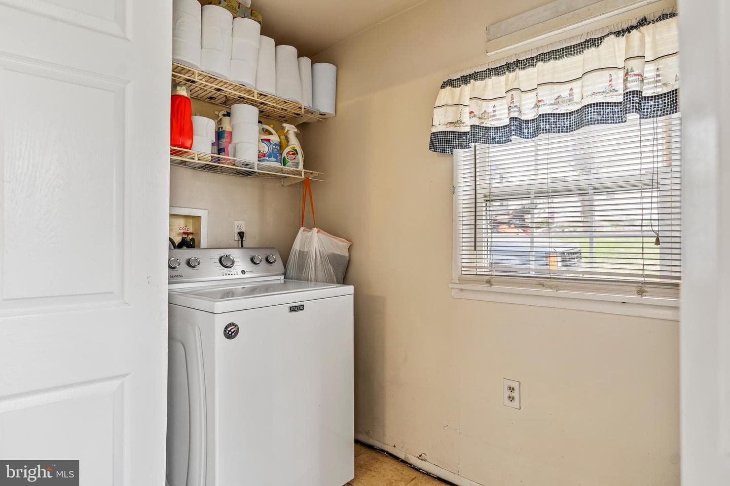 425 S Artizan Street photo 18