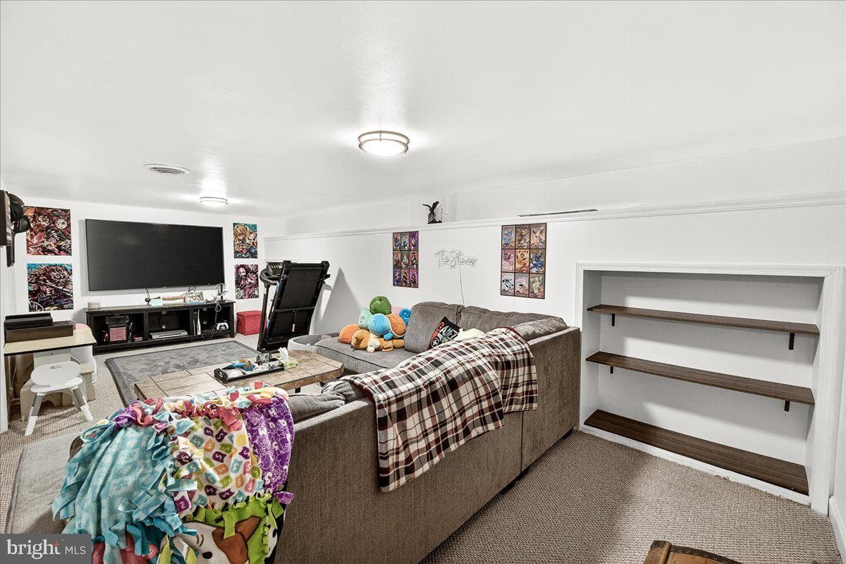 106 Harvard Road photo 31