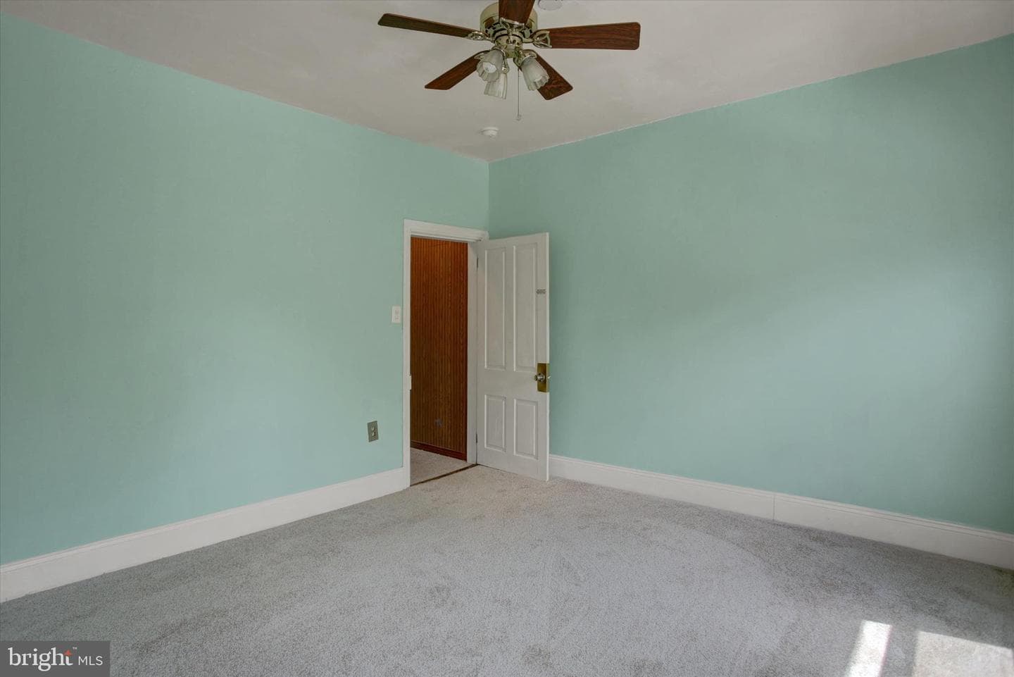114 E Antietam Street E photo 14