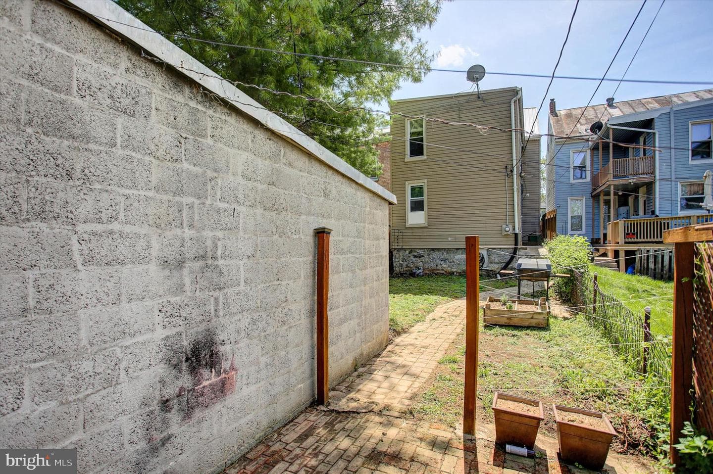 114 E Antietam Street E photo 28