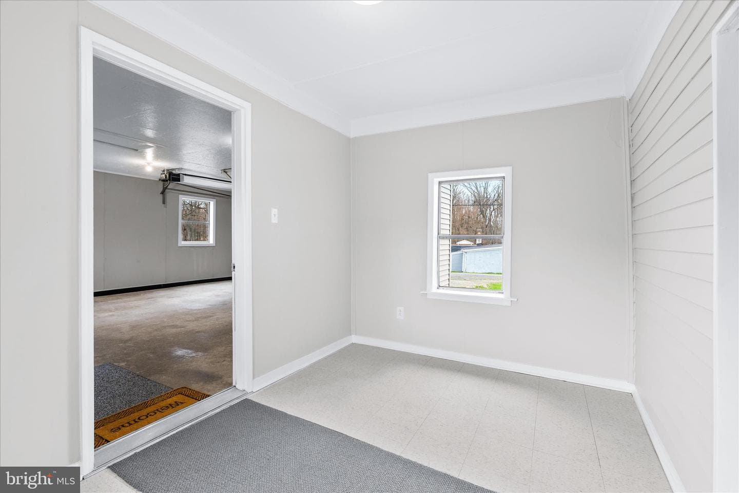 9611 Morning Glory Lane photo 25