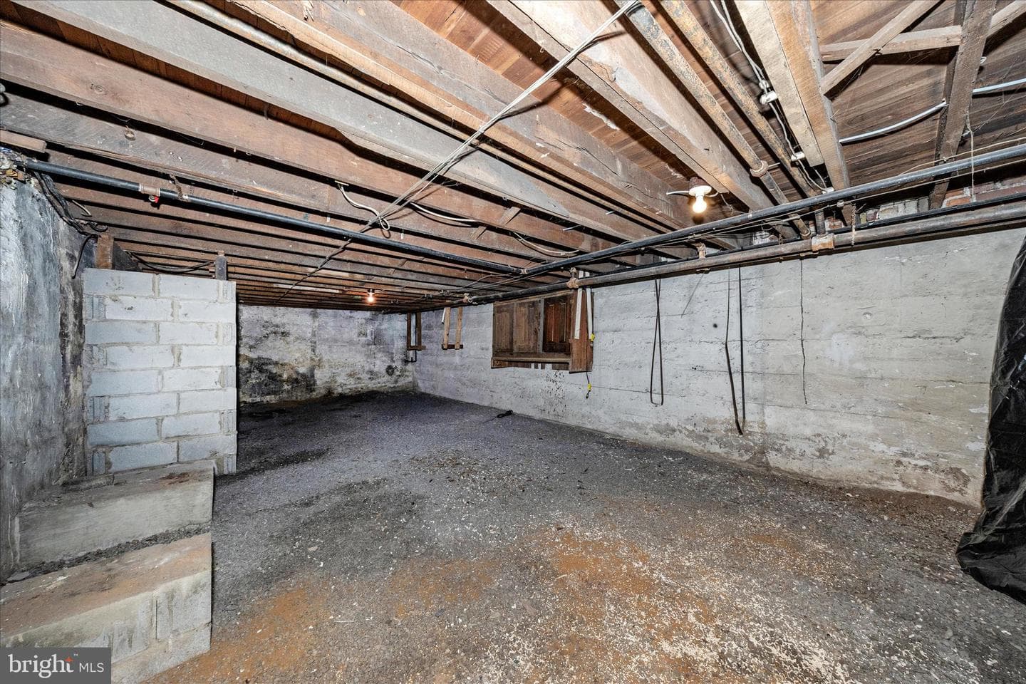 519 Summit Avenue photo 38