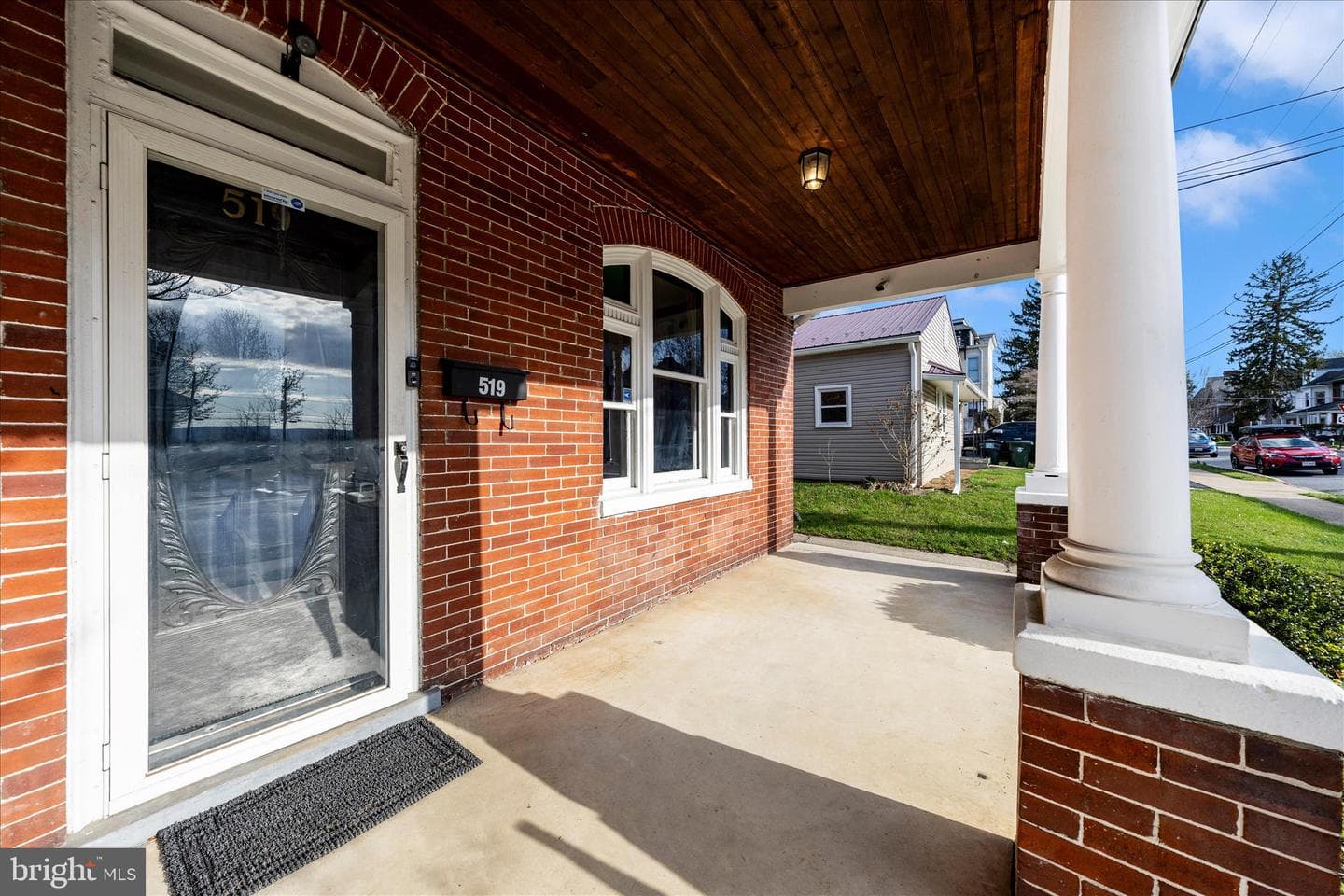 519 Summit Avenue photo 42