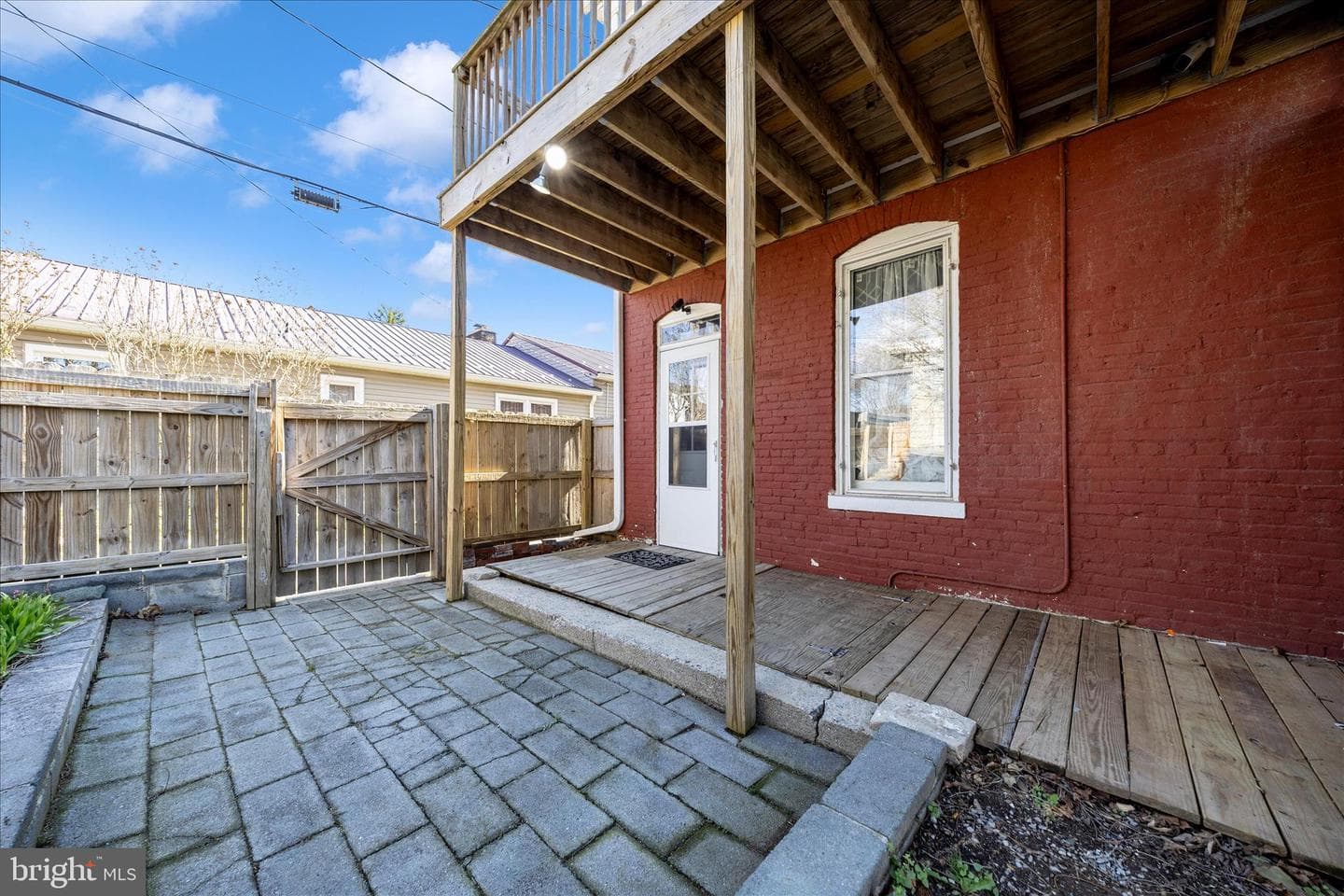 519 Summit Avenue photo 48
