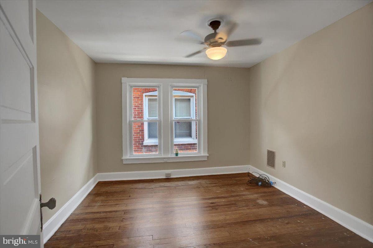 823 Mulberry Avenue photo 18