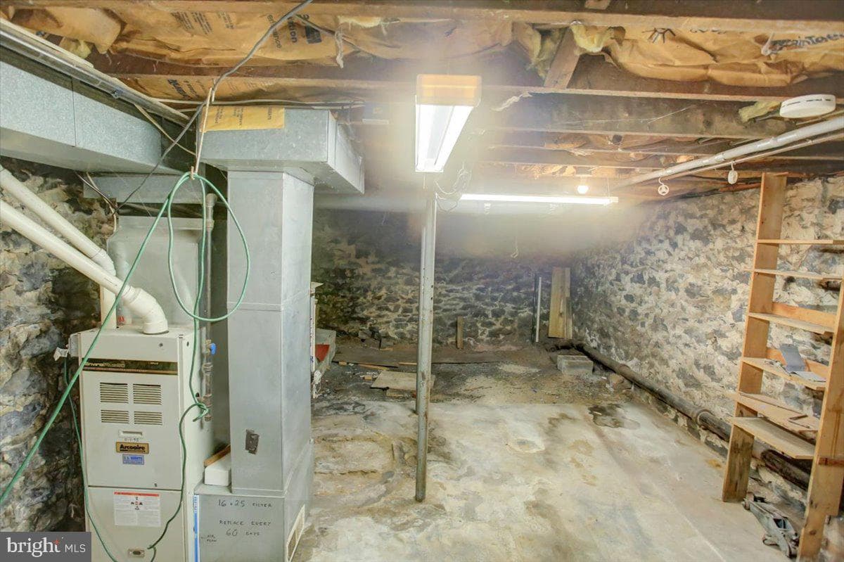 823 Mulberry Avenue photo 25