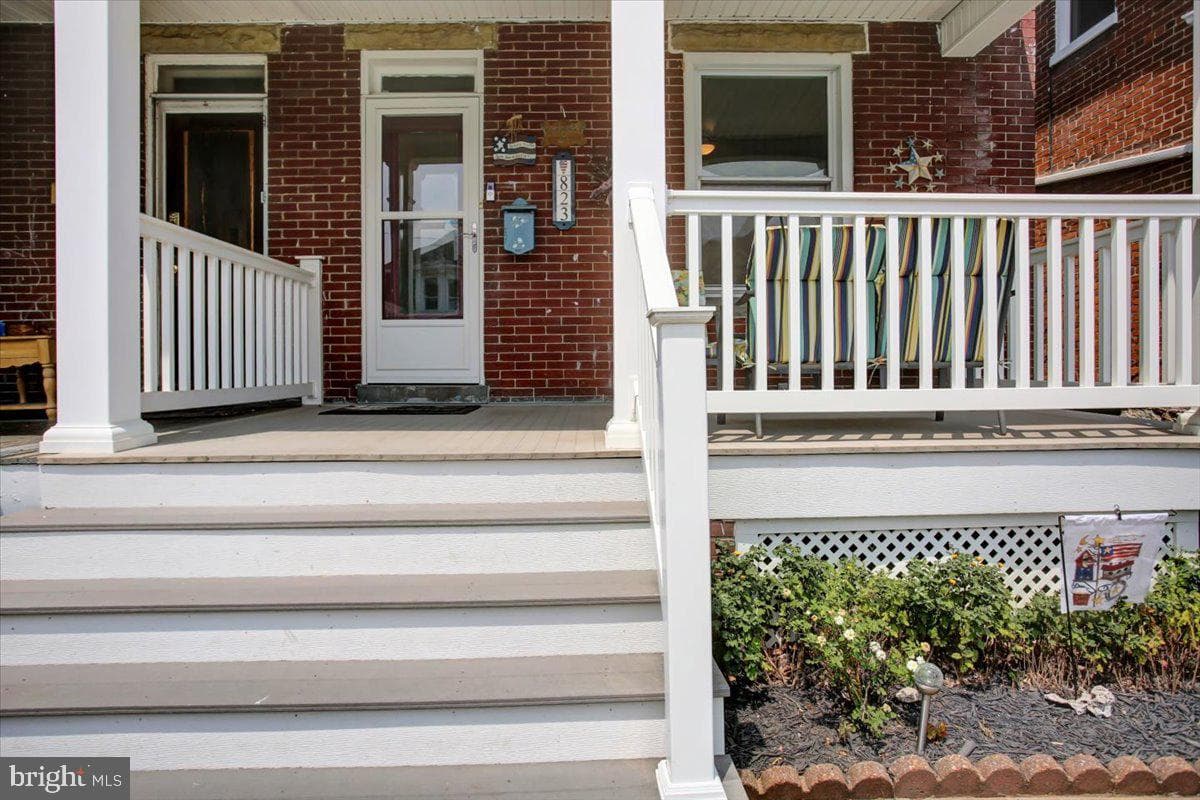 823 Mulberry Avenue photo 3
