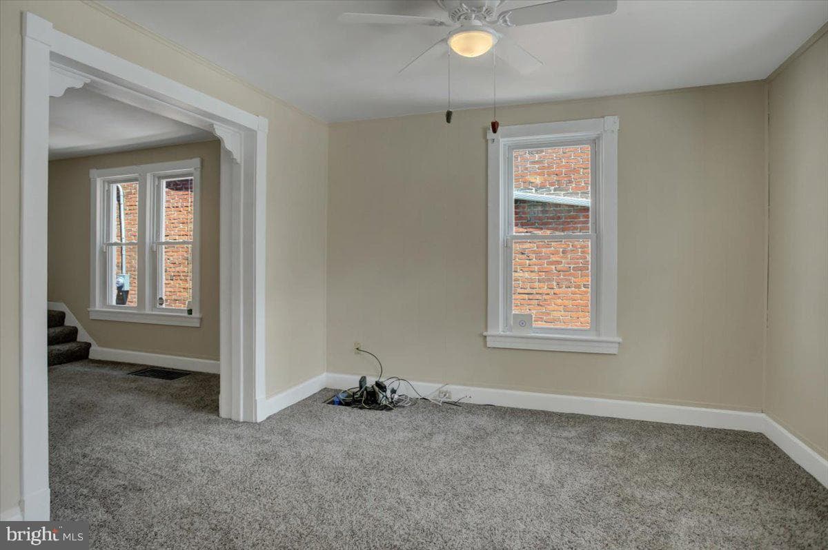 823 Mulberry Avenue photo 5