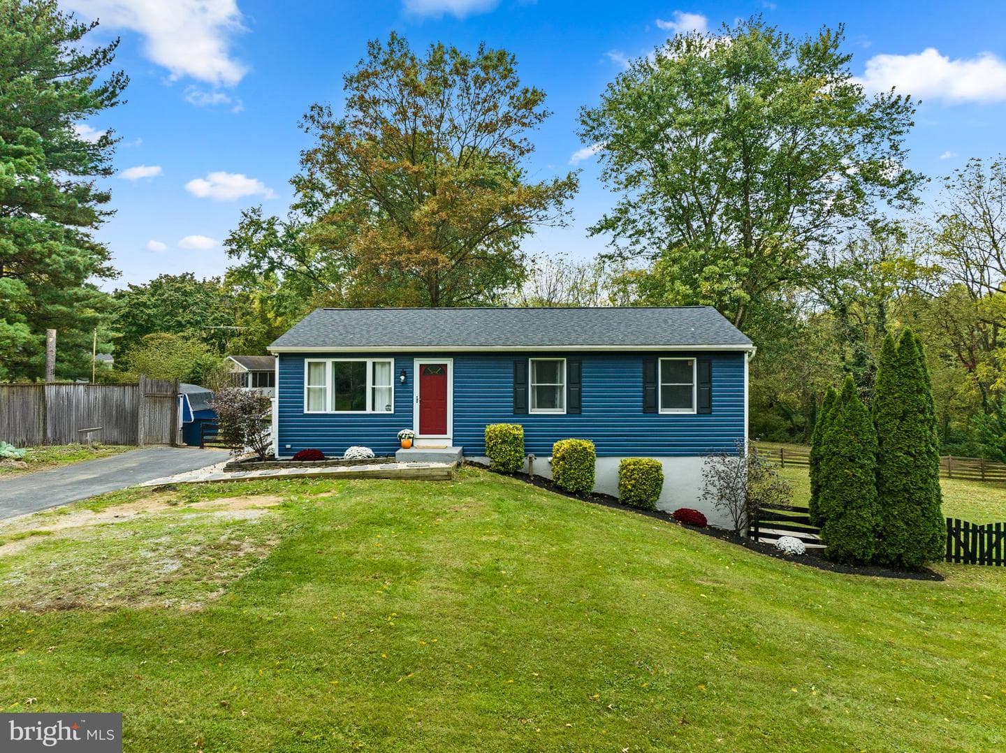 7726 Mcclellan Avenue photo 3