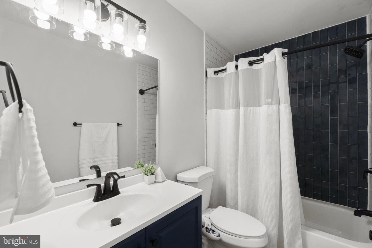 7726 Mcclellan Avenue photo 31