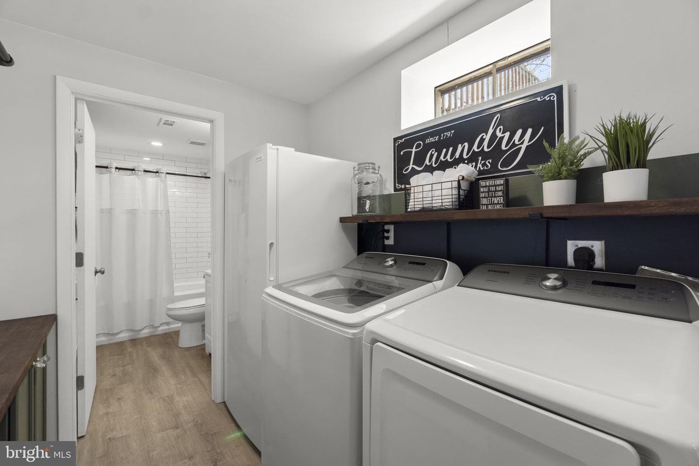 7726 Mcclellan Avenue photo 40