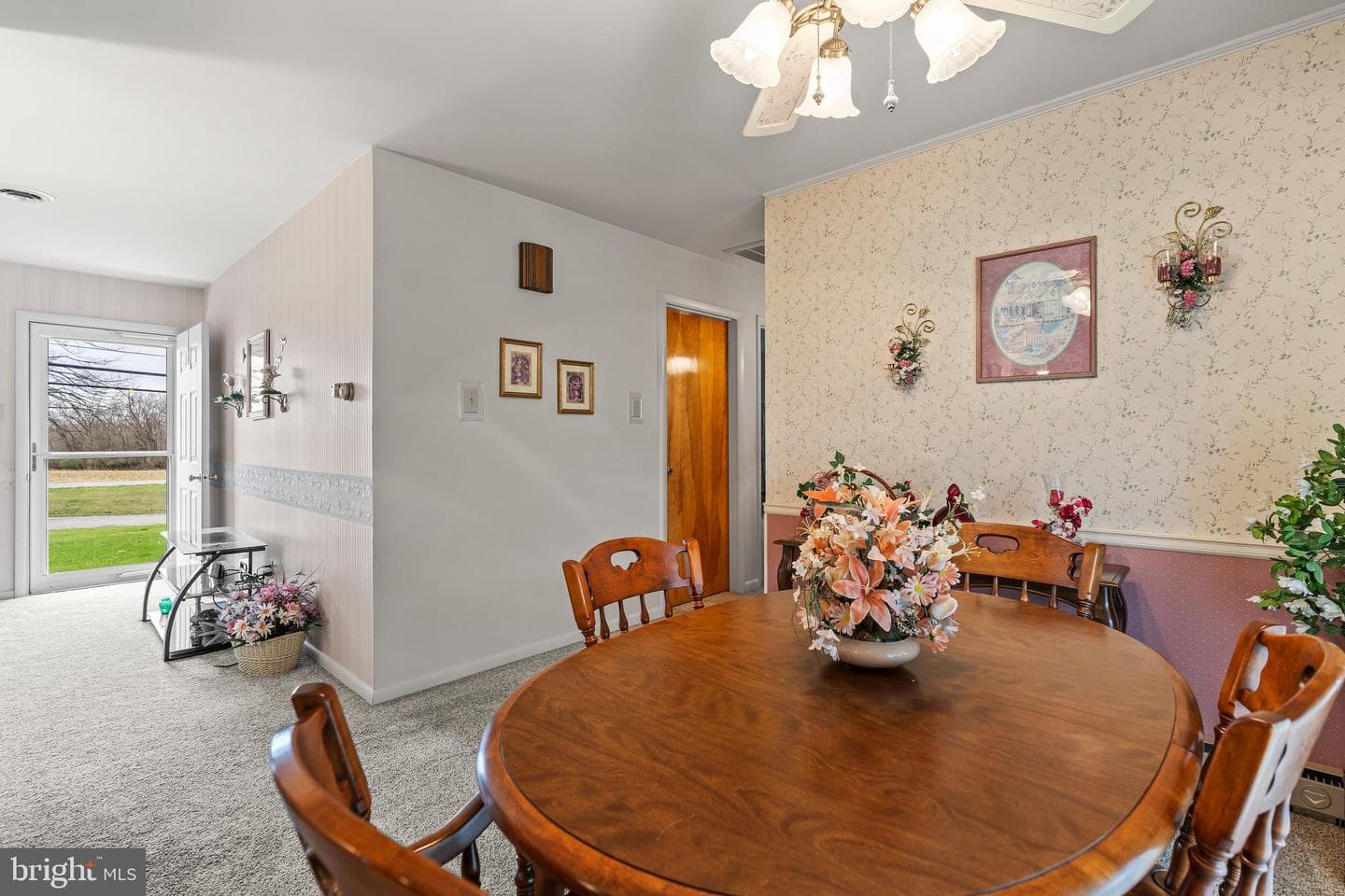 1404 Marshall Street photo 10