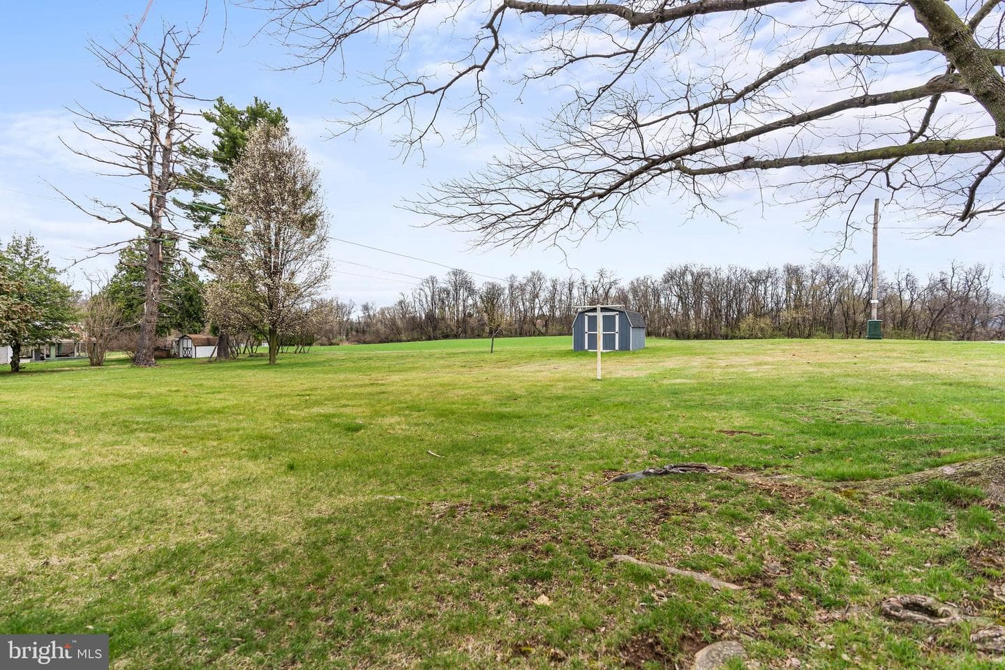 1404 Marshall Street photo 3