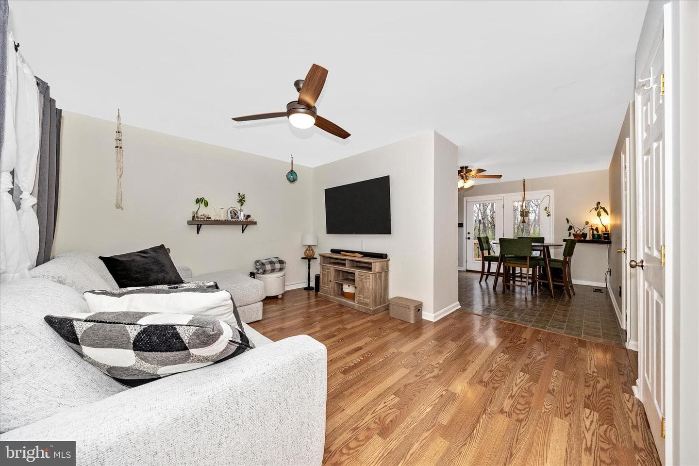 17006 Newcastle Court photo 2