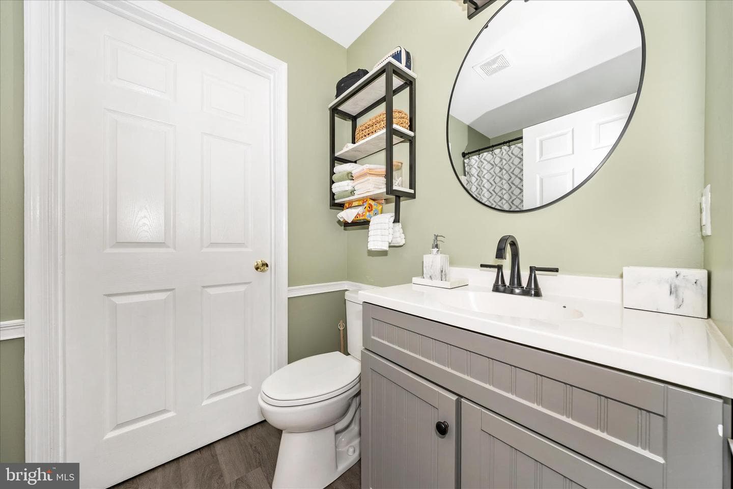 17006 Newcastle Court photo 20