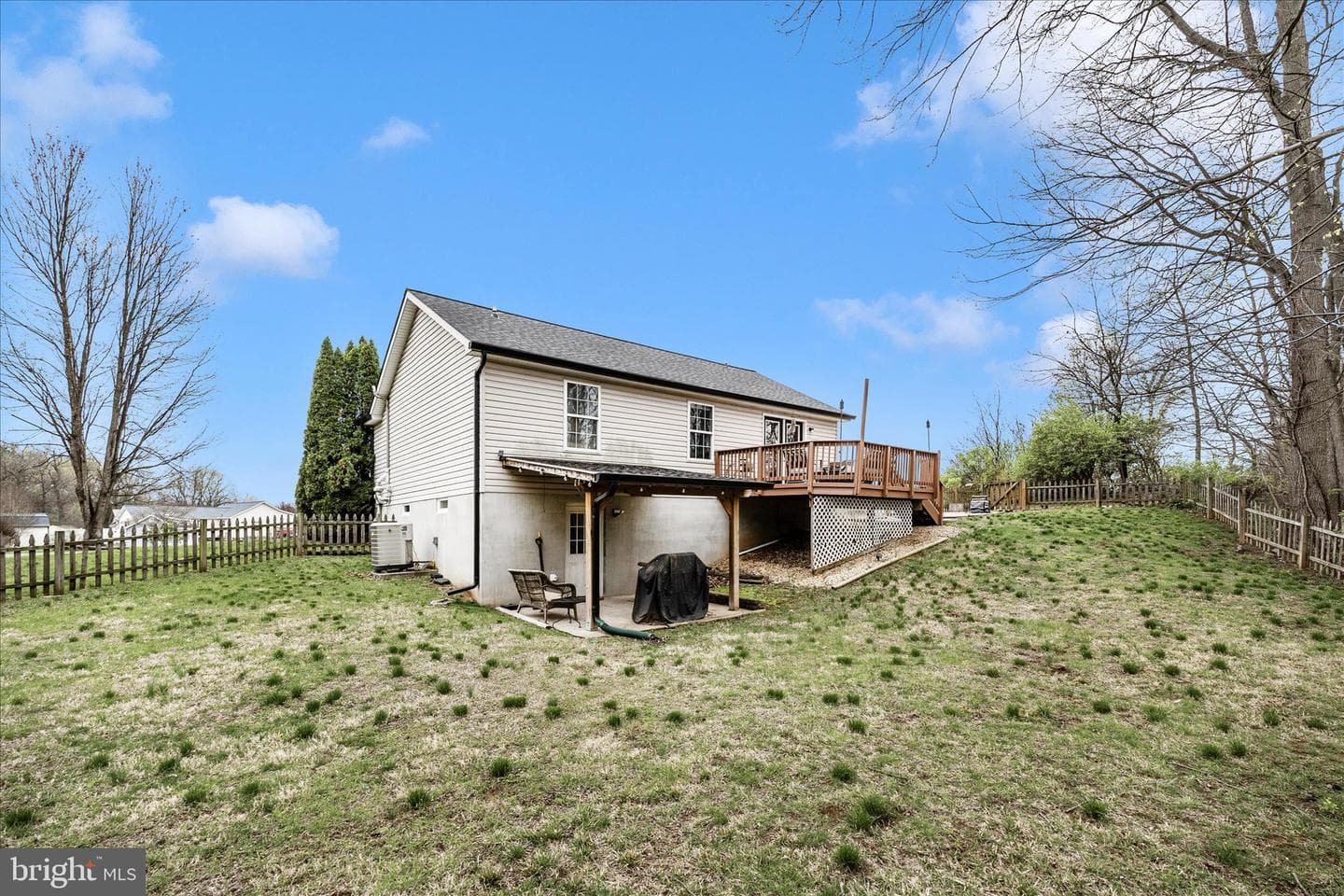 17006 Newcastle Court photo 39