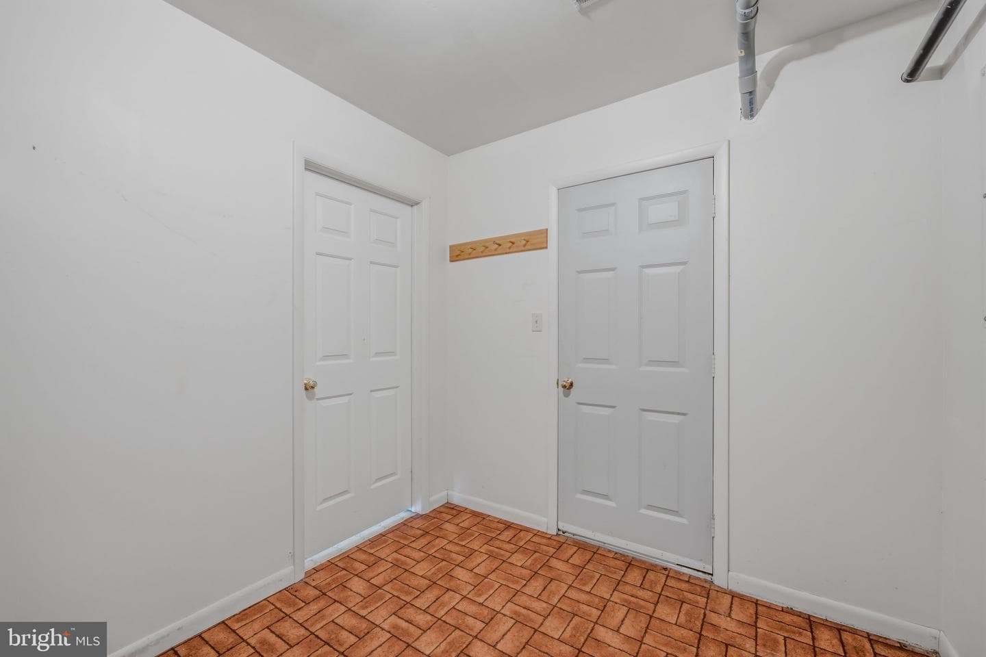 11728 White Hall Road photo 44