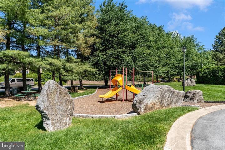 1261 Lindsay Lane photo 67