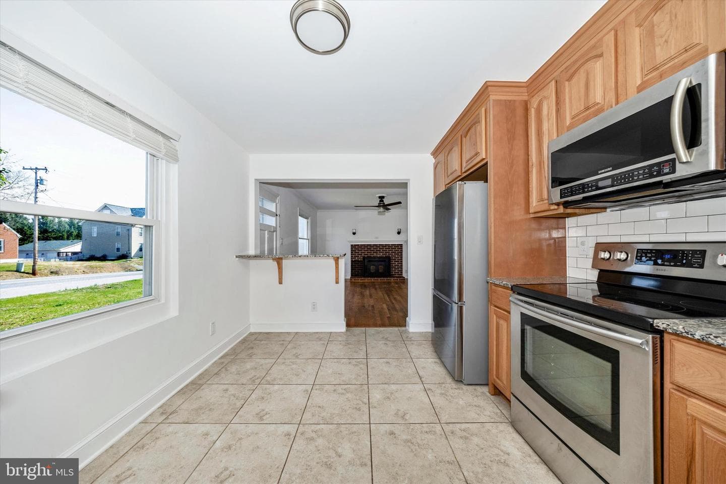 1001 Jefferson Boulevard photo 16