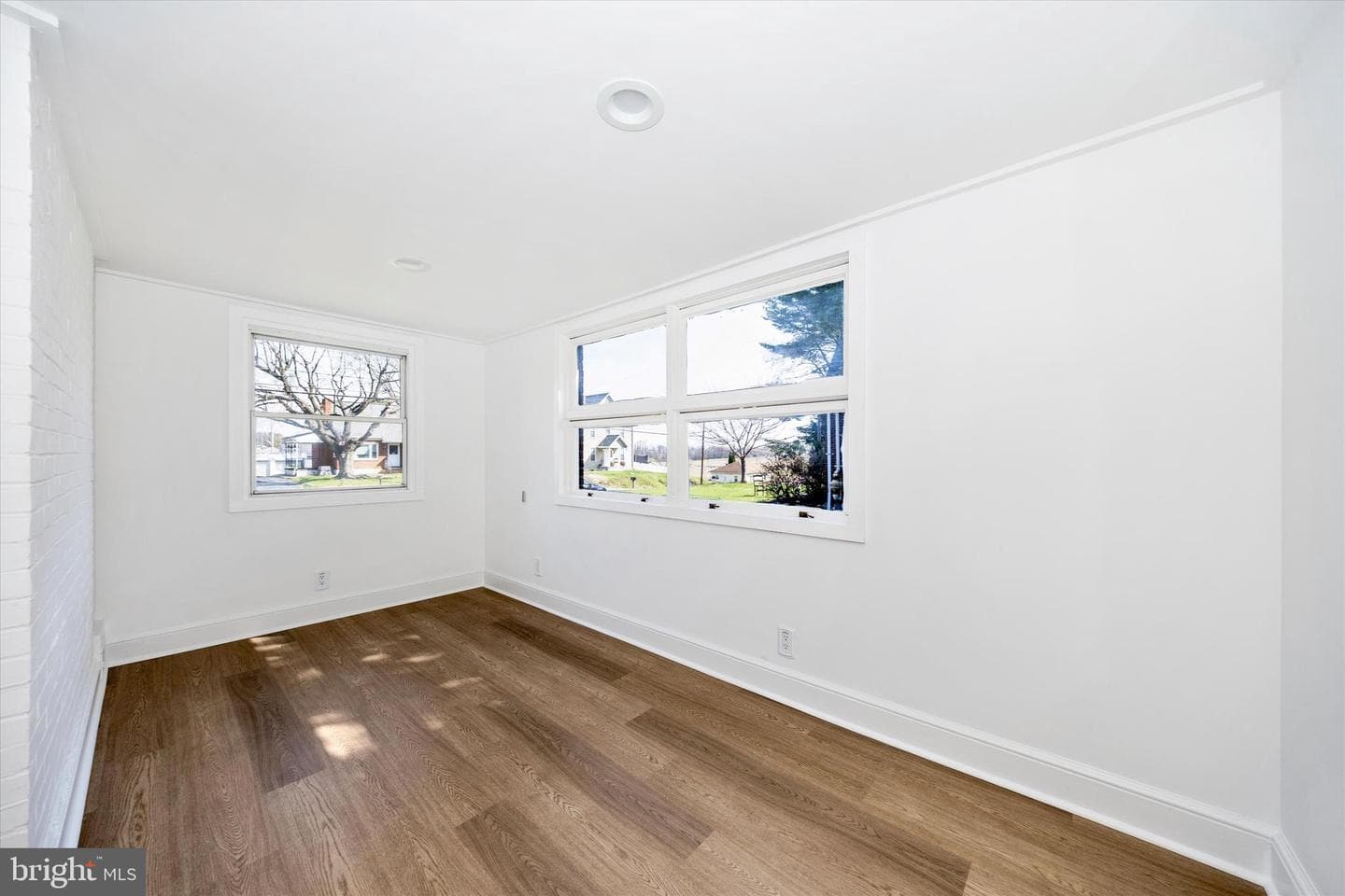 1001 Jefferson Boulevard photo 23