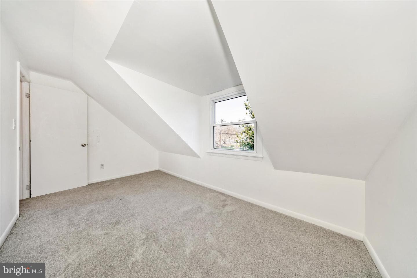 1001 Jefferson Boulevard photo 38