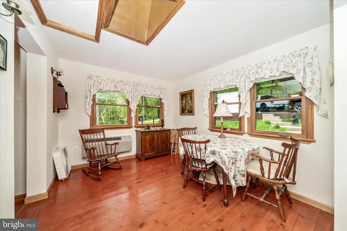 20807 Townsend Road photo 6