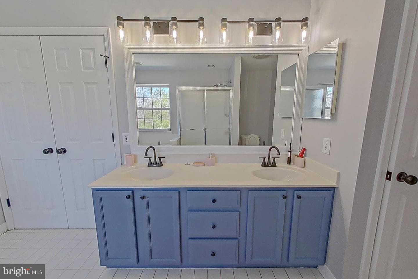 809 Brookridge Drive photo 31