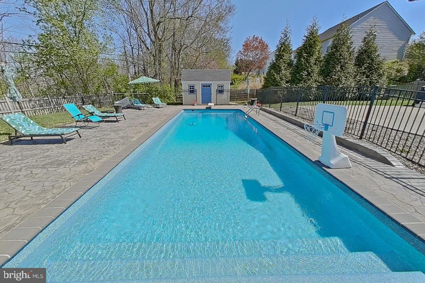 809 Brookridge Drive photo 39