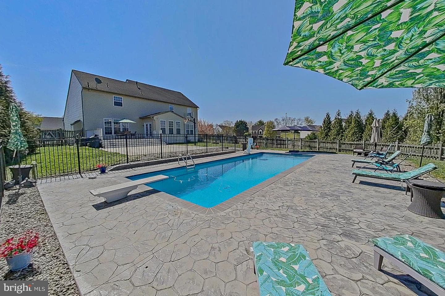 809 Brookridge Drive photo 41