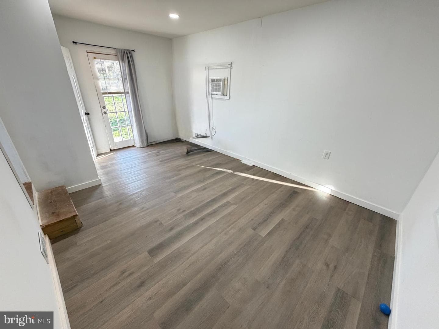351 Liberty Street photo 11
