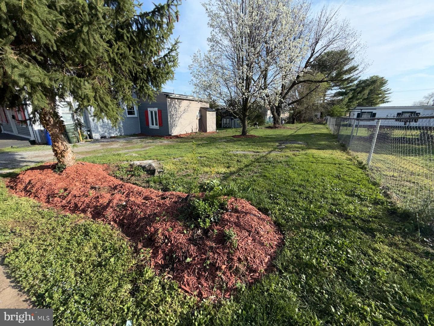 351 Liberty Street photo 20
