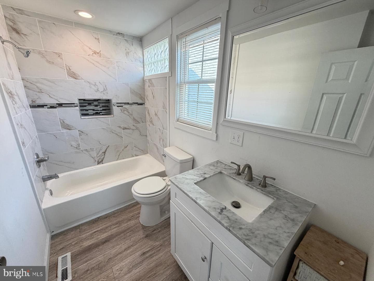 351 Liberty Street photo 7