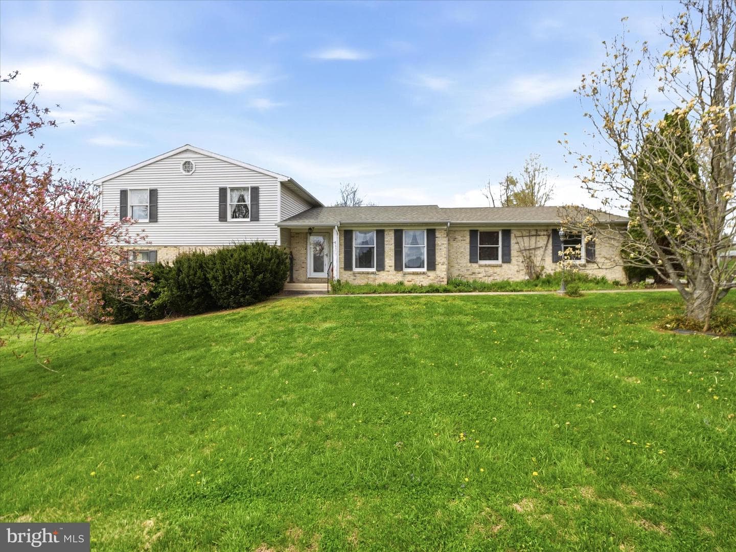 8 Taylor Drive