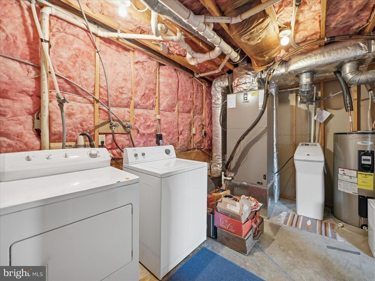 8 Taylor Drive photo 33