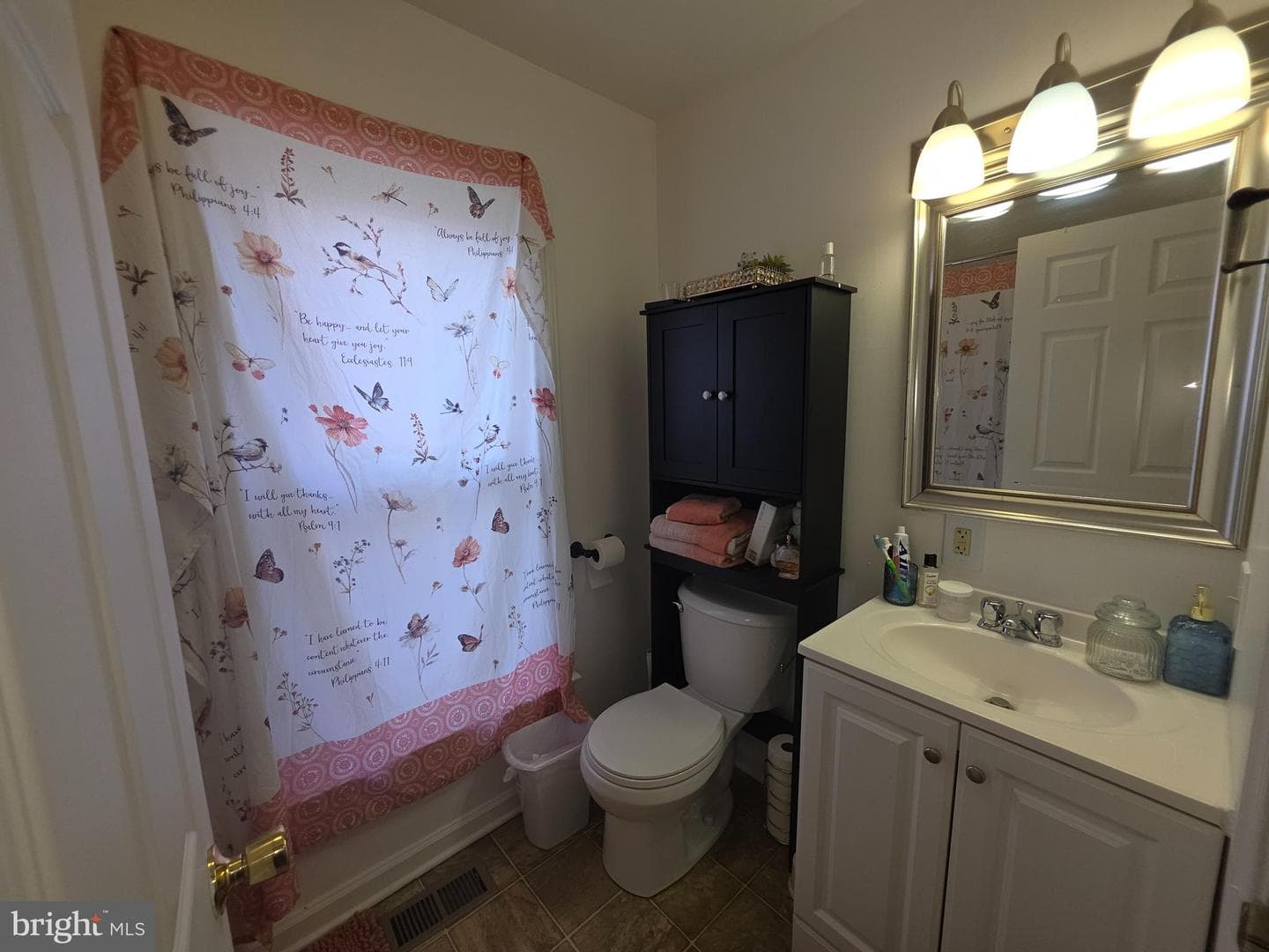 127 E Lee Street photo 24
